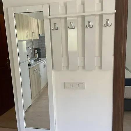 Cesmedeki Ferah Eviniz Apartament